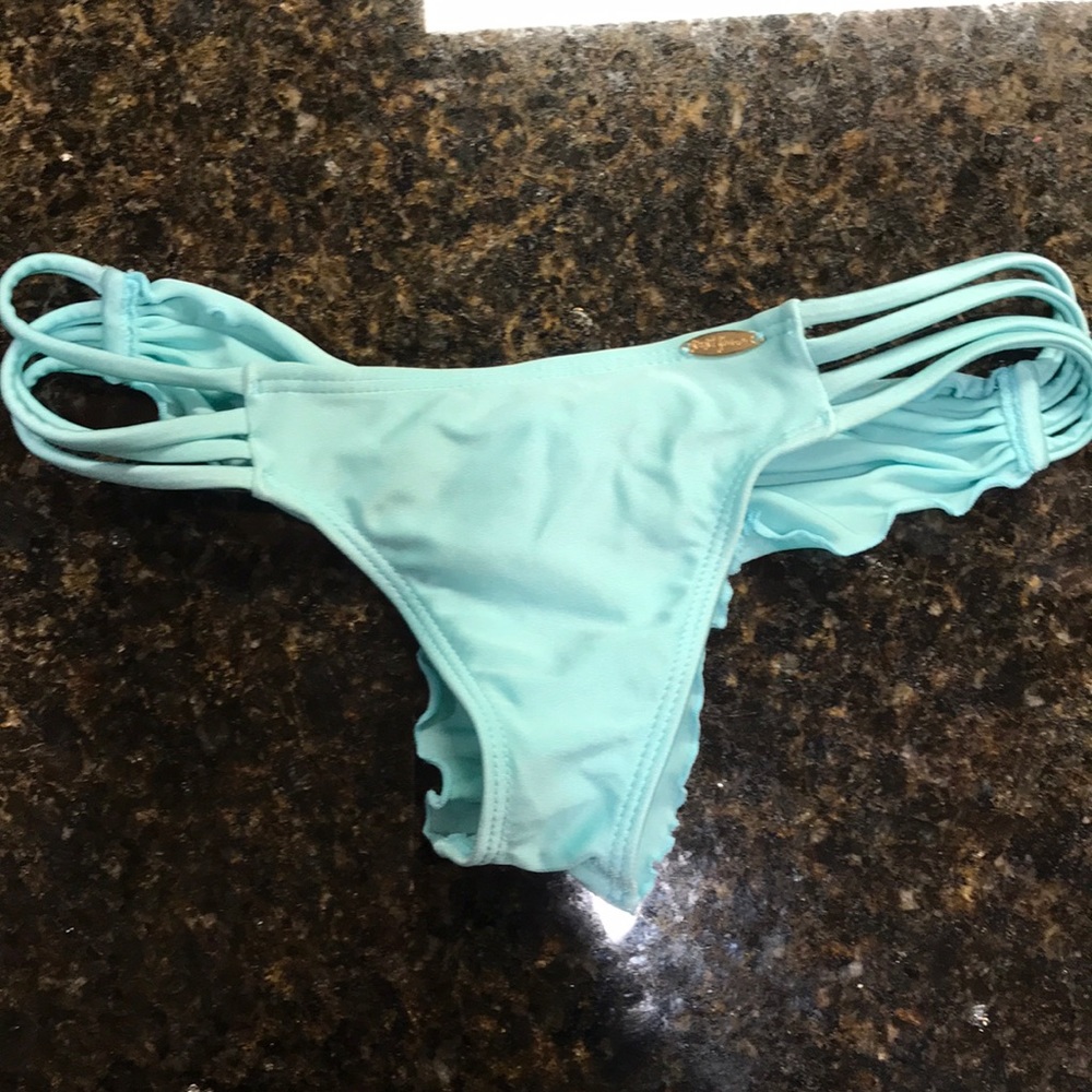 Luli Fama light blue scrunch butt bottoms